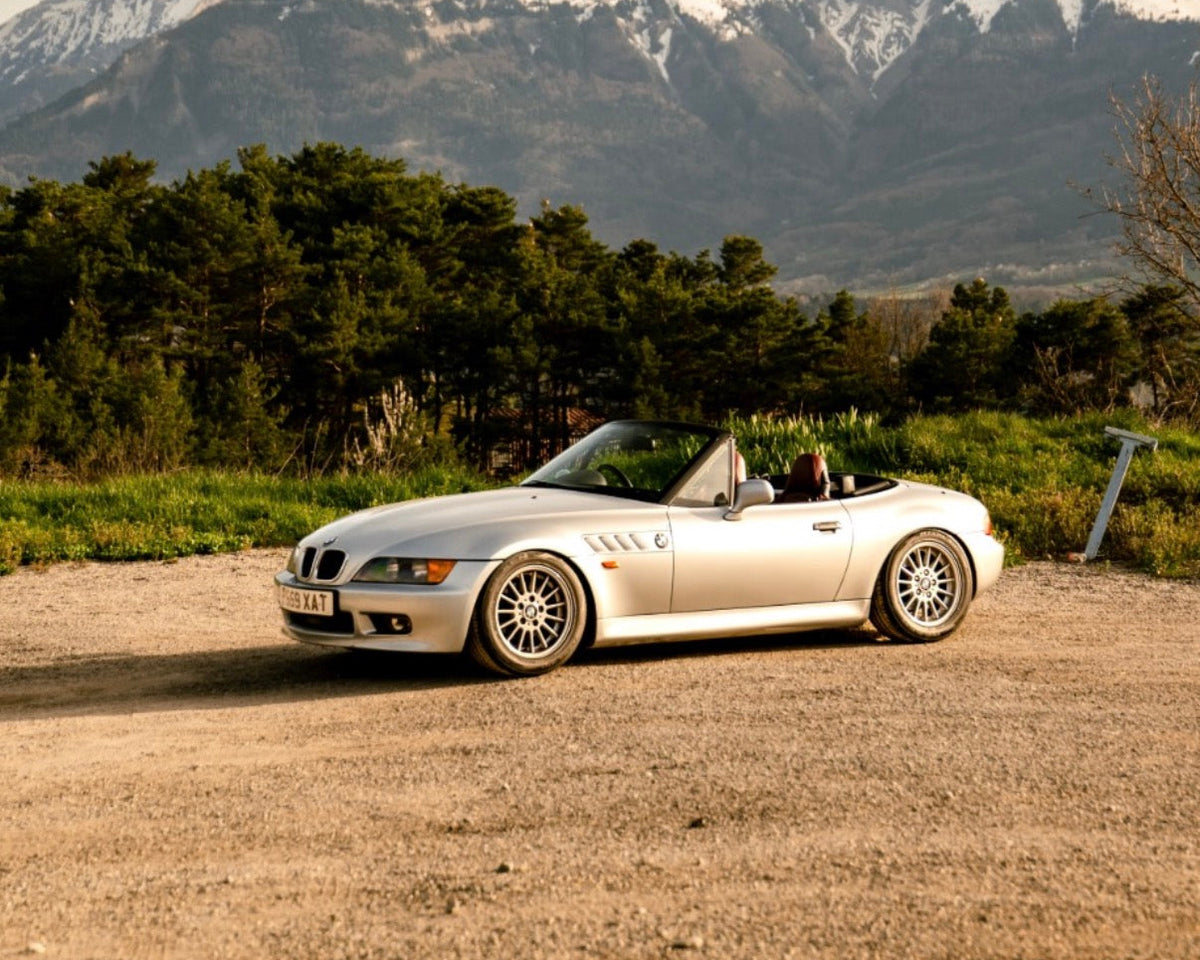 BMW Z3 Footwell Fire Extinguisher Kits