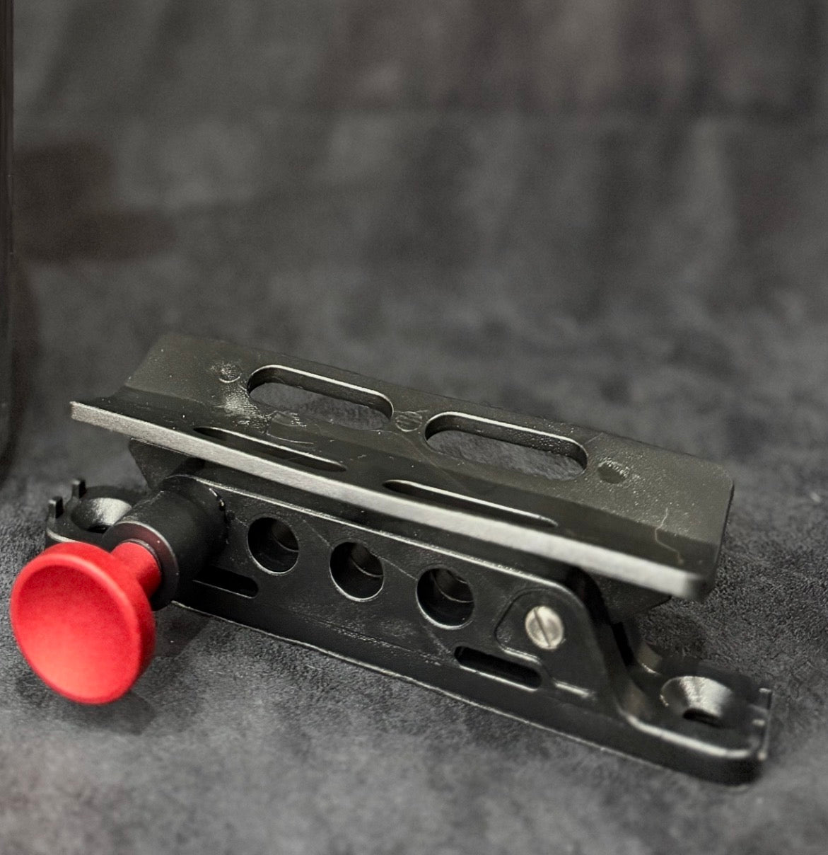 Quick Release Mount & Extinguisher Kit